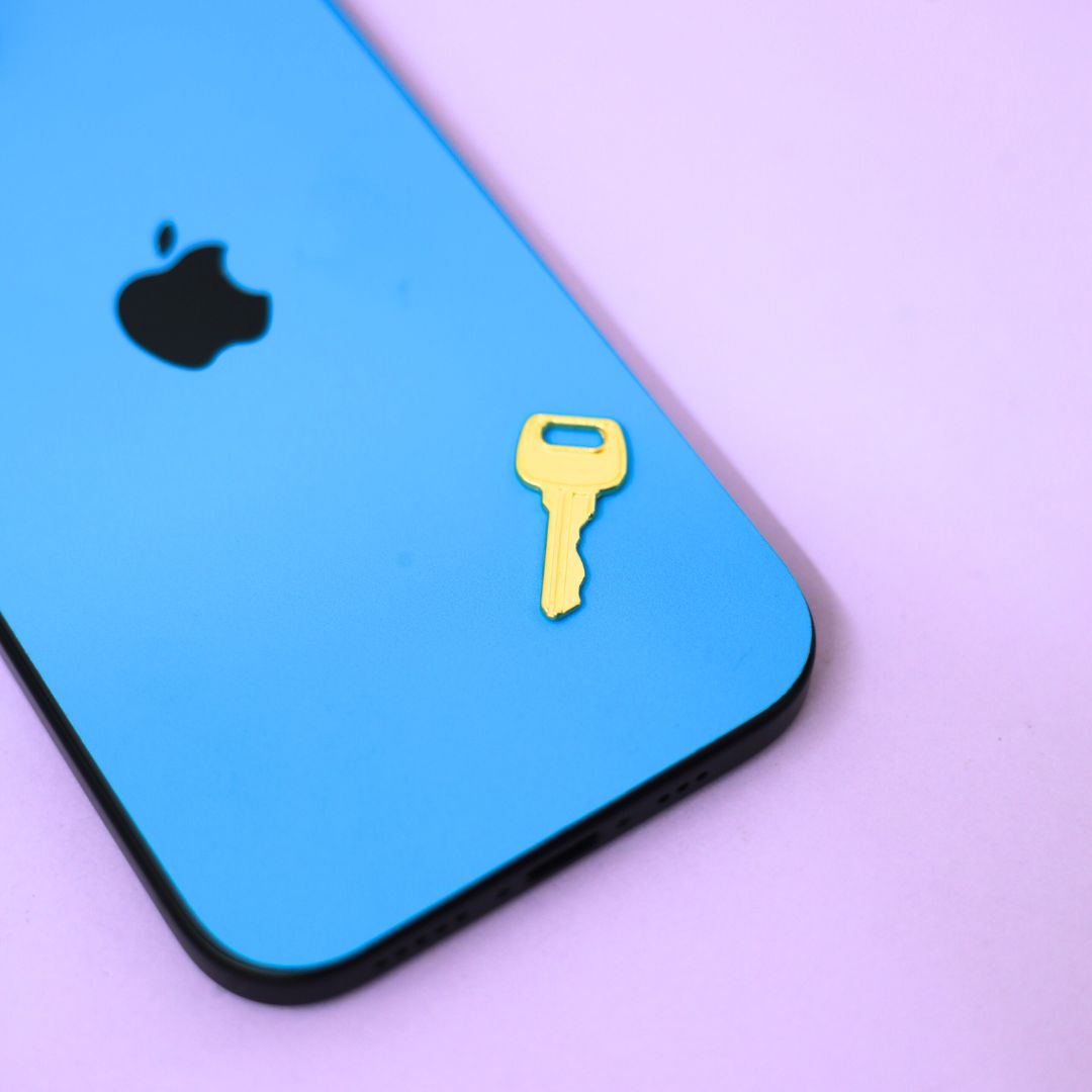 Samsung S25 Series Mobile Skins & Wraps