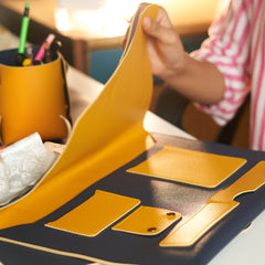 Sleek Station - 41 cm x 29 cm - Exclusive Edition