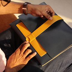 Sleek Station - 41 cm x 29 cm - Exclusive Edition