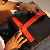 Sleek Station - 41 cm x 29 cm - Exclusive Black Dual Edition