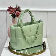 Mohakka offers a refined collection of anti-tarnish, hypoallergenic jewellery and modern bags. Shop earrings, pendants, rings, bracelets, anklets, and more—crafted for comfort, elegance, and everyday confidence.