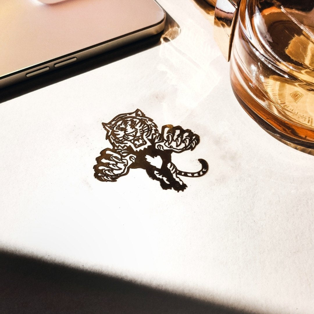 Laptop Sleeves, Mobile Skins & Tech accessories , Cool gadgets India