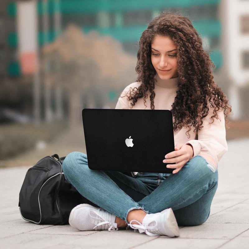 matte-black-macbook-skins