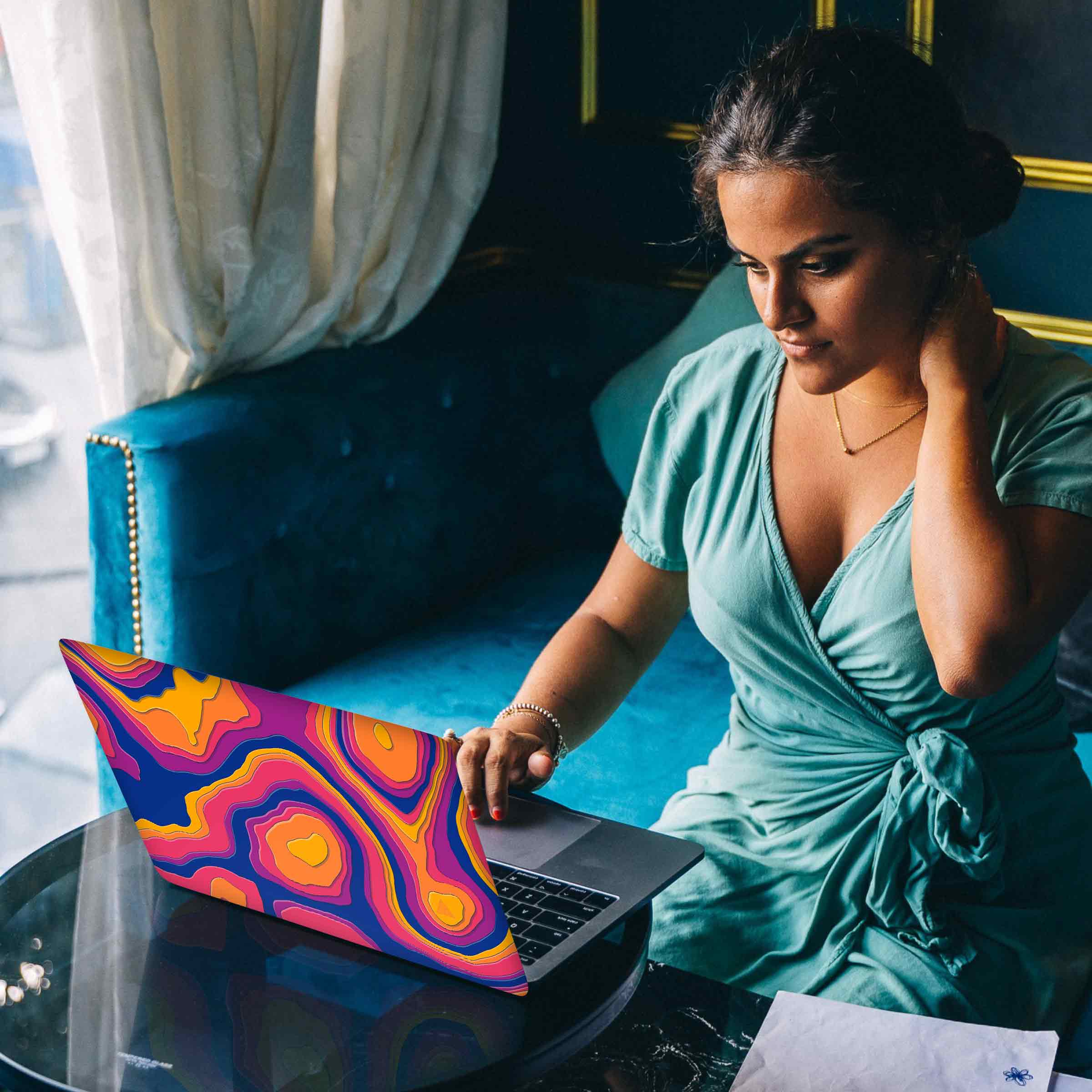 Laptop Skins & Wraps in India by WrapCart. Best quality 3M laptop stickers and wraps with perfect cutting