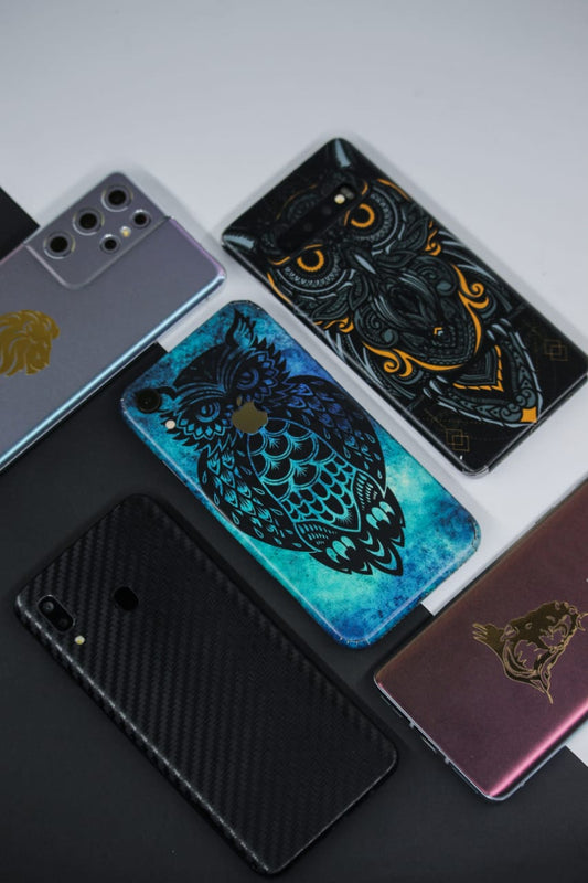 Textured or printed- which mobile skin do you want?