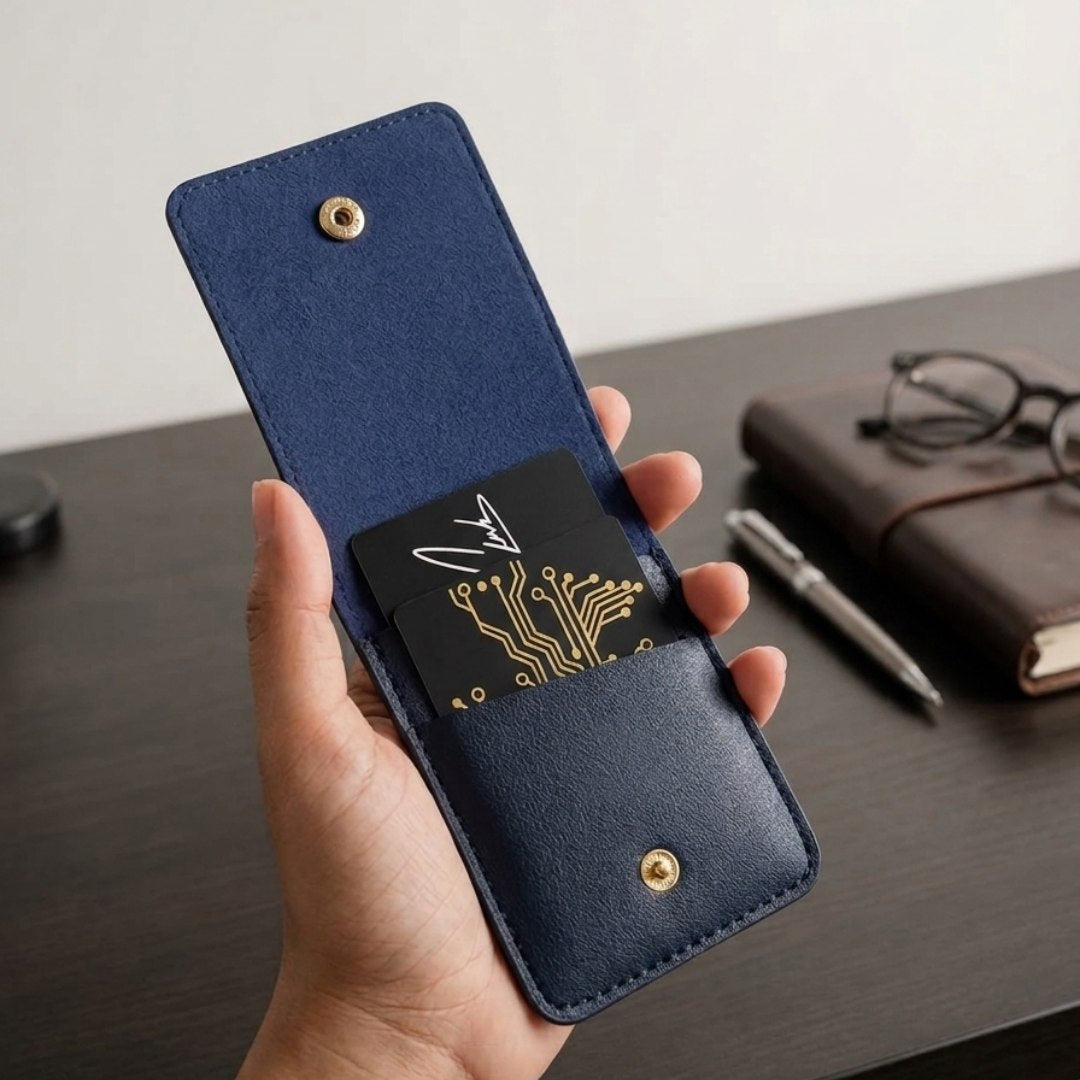 Sleek Snap Card Holder - Blue Main image
