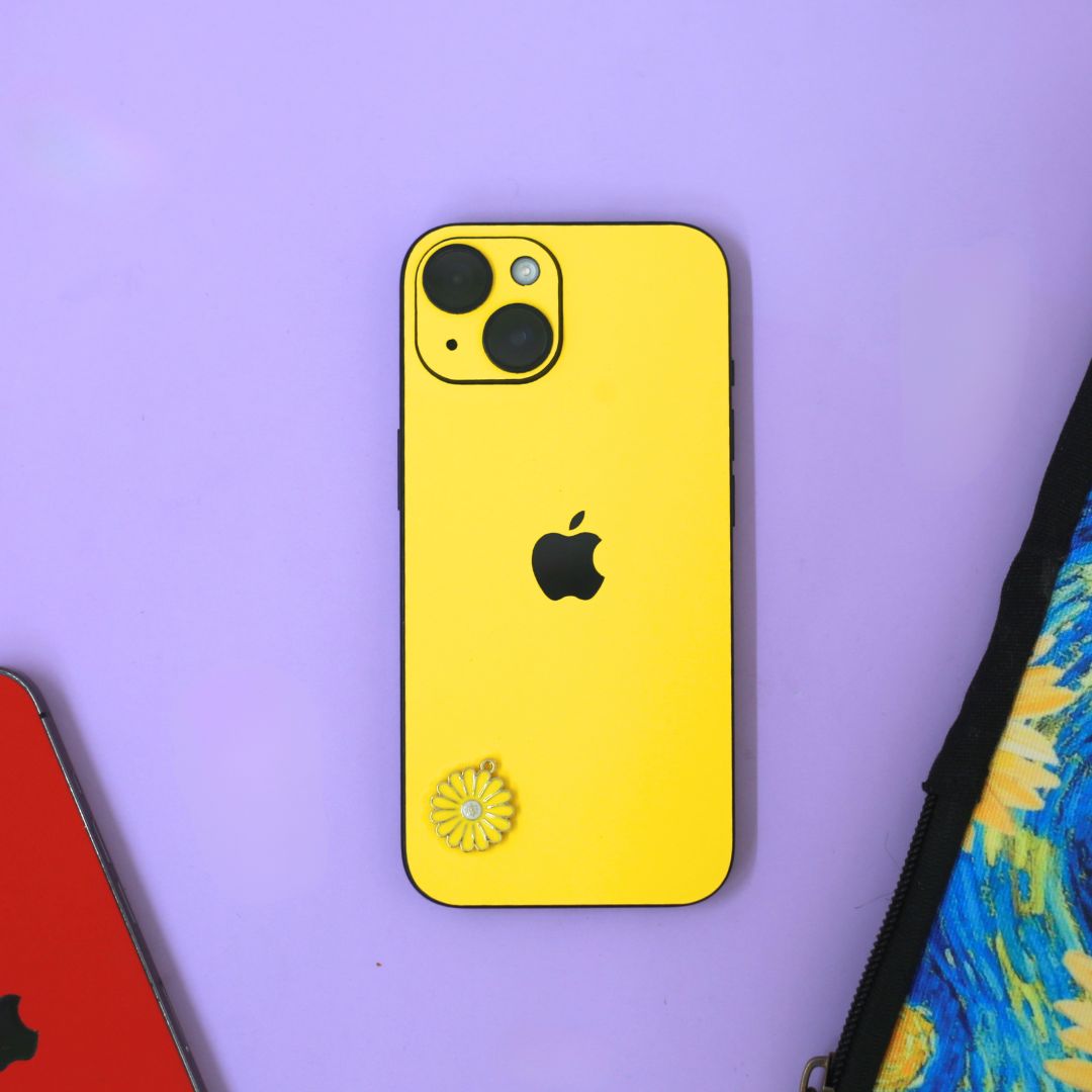Charm Skins Yellow Daisy Mobile Skin Secondary image