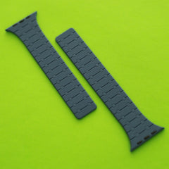 iWatch Akro Magnet Watch Strap - 42/44/45/49MM
