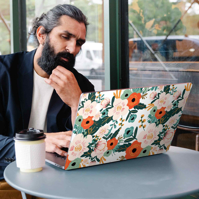 Printed laptop skins, custom laptop skins, textured laptop skins. Laptop skins India. laptop wraps in India. Laptop skins at low rates on India. 3m laptop vinyl skin. 3M laptop skins. Laptop skins for girls and laptop skins for gamers.