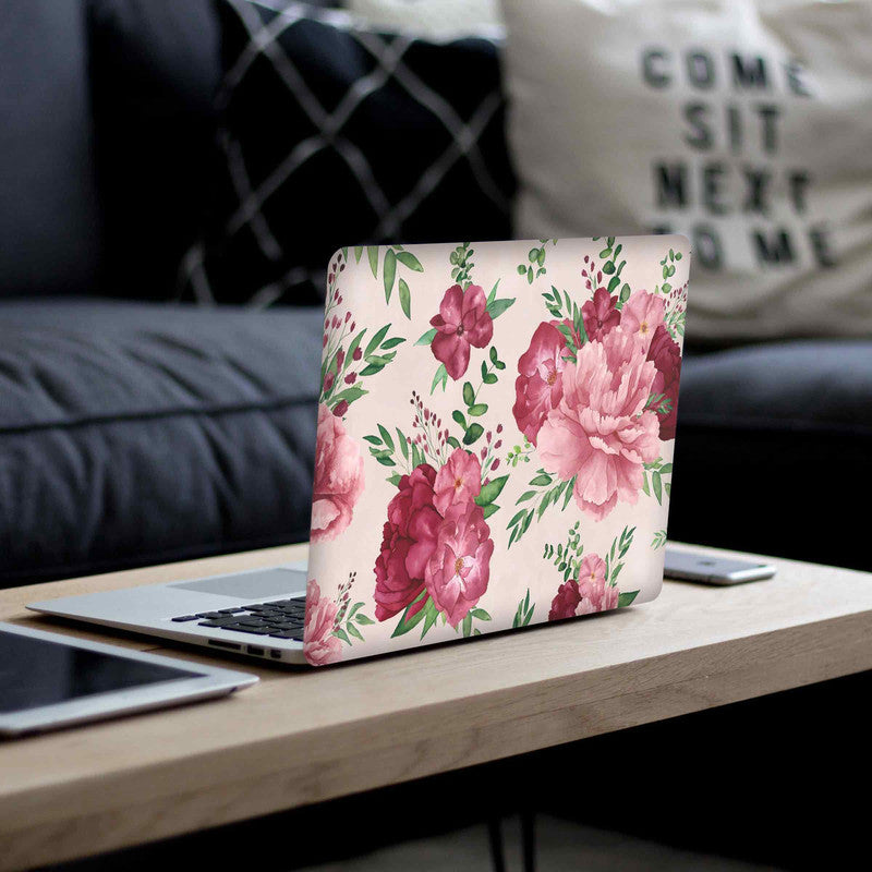 Printed laptop skins, custom laptop skins, textured laptop skins. Laptop skins India. laptop wraps in India. Laptop skins at low rates on India. 3m laptop vinyl skin. 3M laptop skins. Laptop skins for girls and laptop skins for gamers. Main image