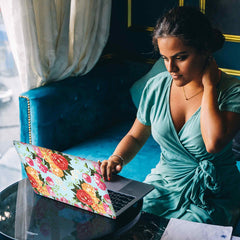 Printed laptop skins, custom laptop skins, textured laptop skins. Laptop skins India. laptop wraps in India. Laptop skins at low rates on India. 3m laptop vinyl skin. 3M laptop skins. Laptop skins for girls and laptop skins for gamers.