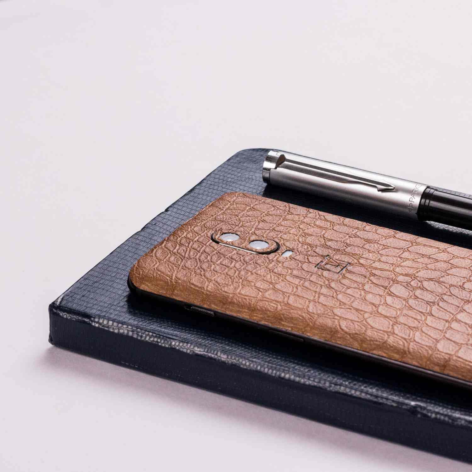 Mobile skins in India Main image
